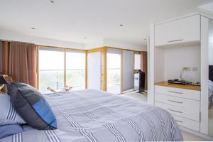 Photo 30- click for photo gallery